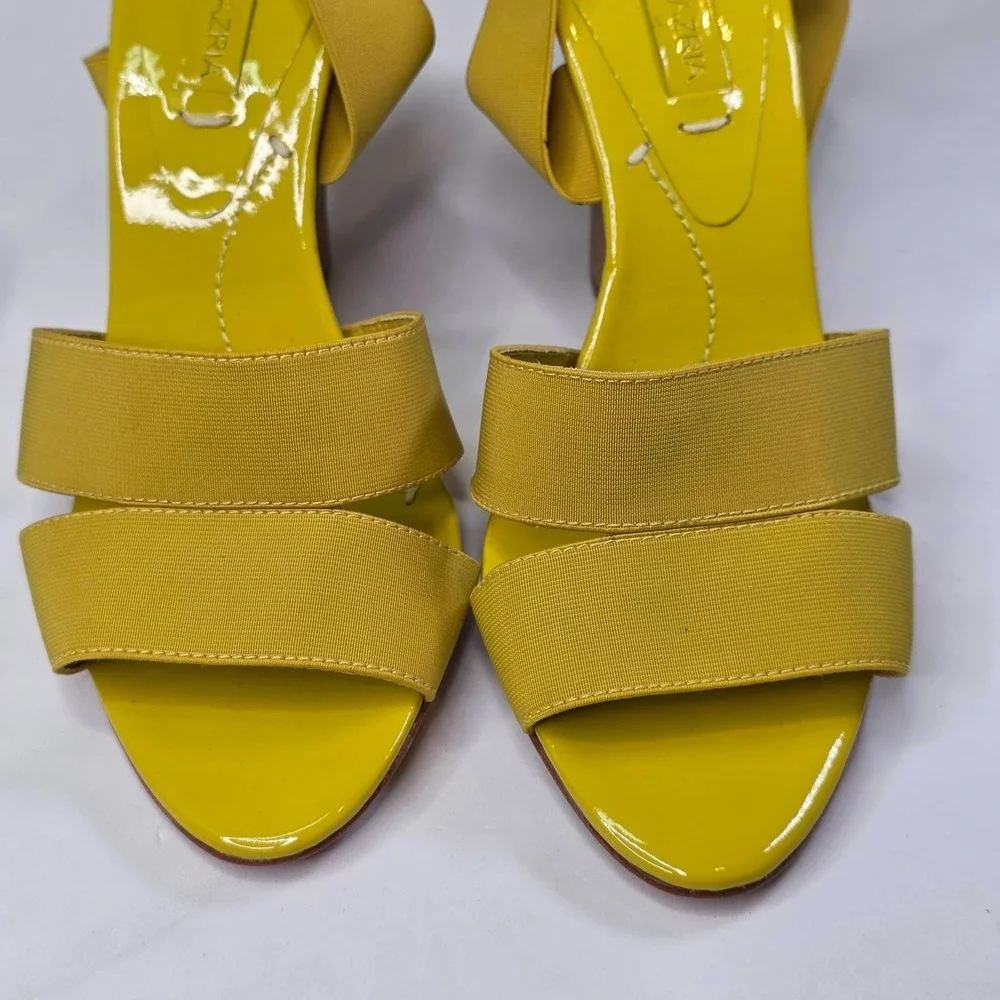 BCBGMAXAZRIA Women's Wedge Heel Size 6 B EU 36 Yellow Strappy Slip On Sandals